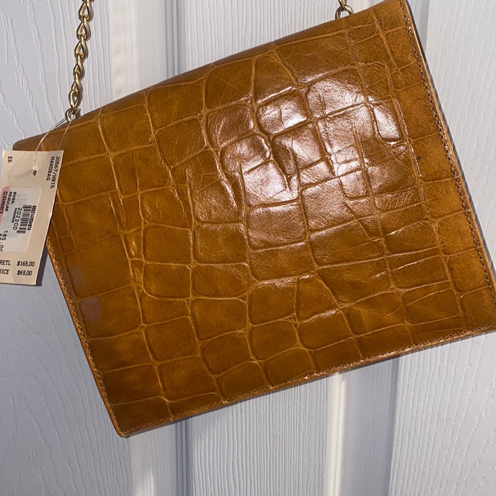 Leather purse with gold strap!  NWT!